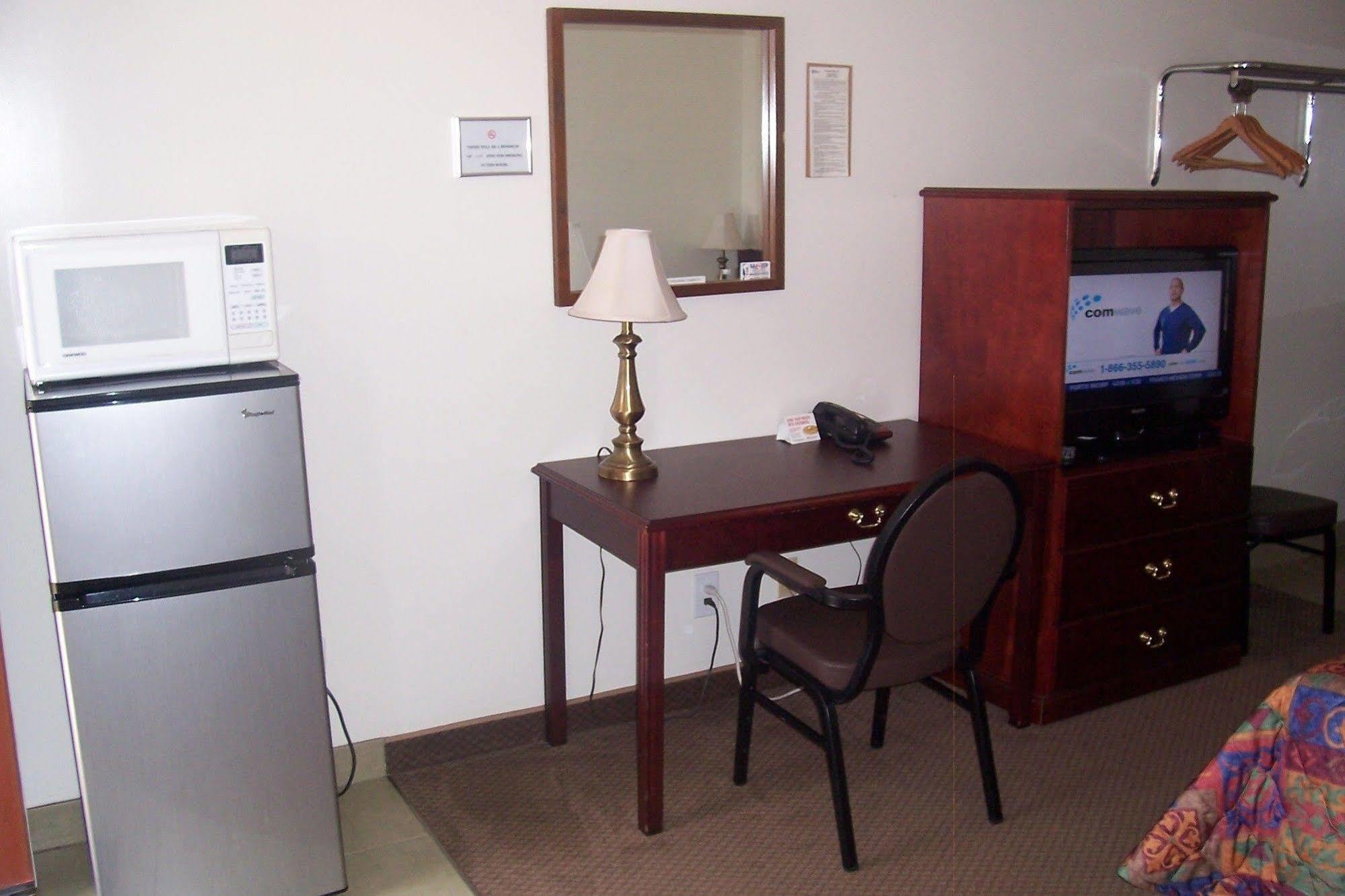 Ivanhoe 2* Lloydminster